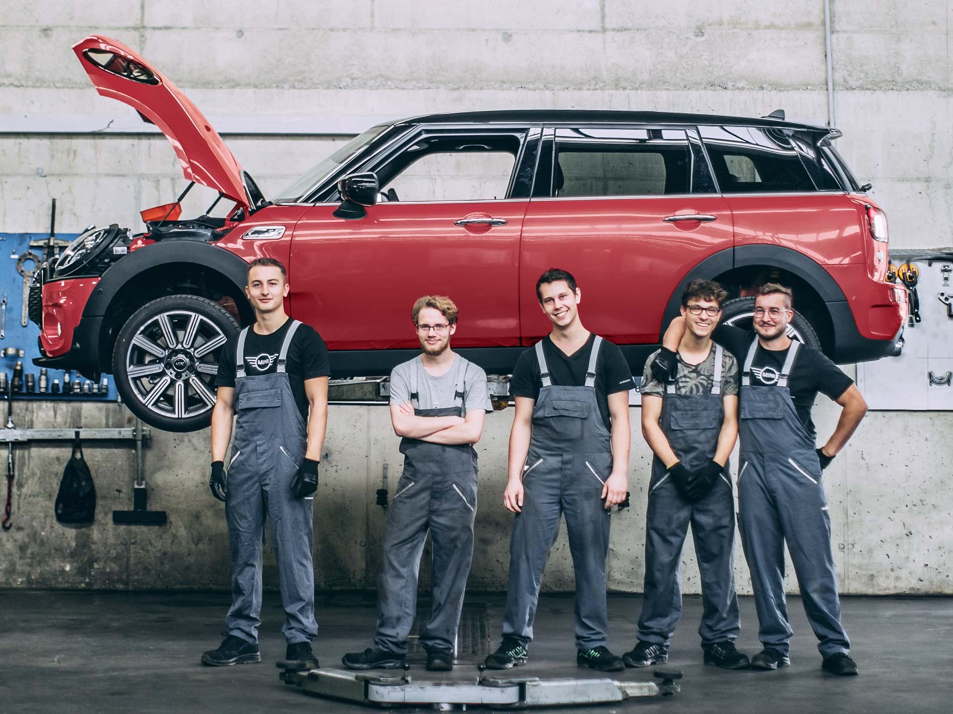 MINI Service Technicam Team